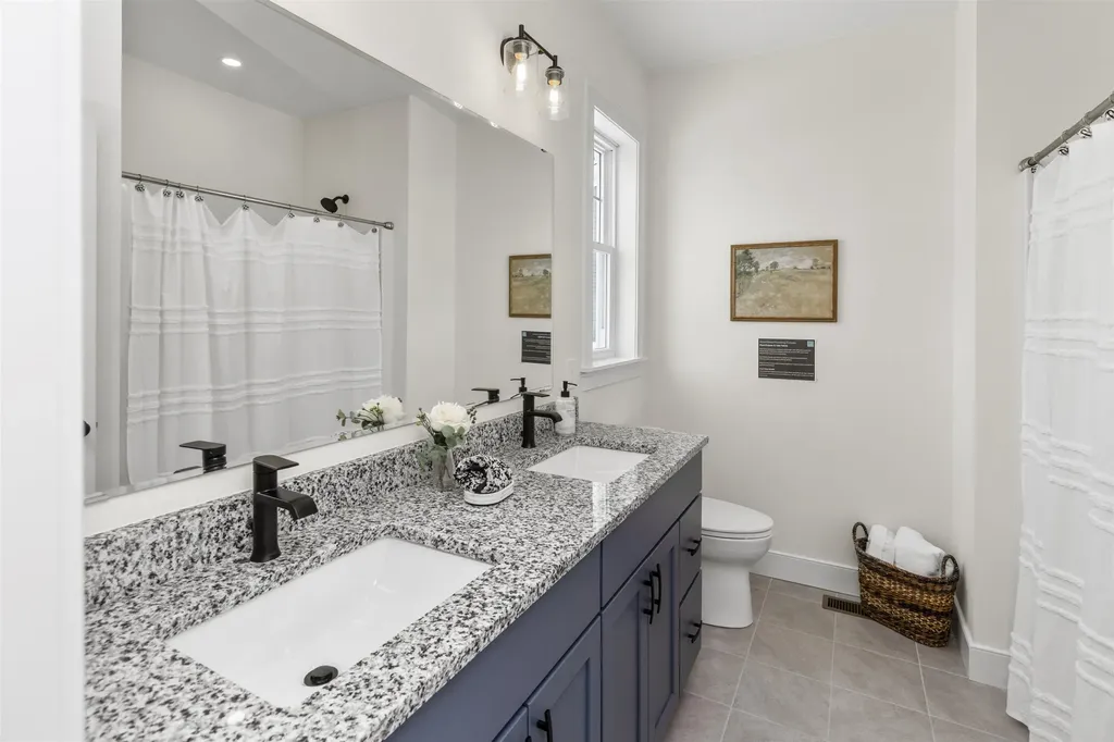 35 The Cliffs At Evergreen, Evergreen Drive Auburn NH 03032