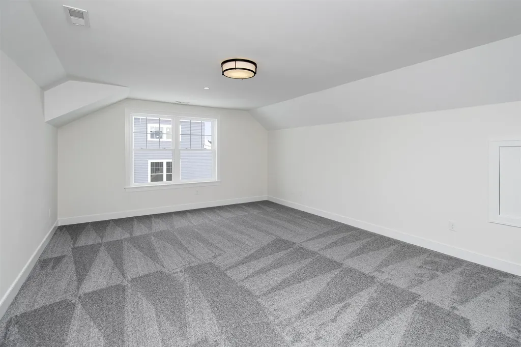 35 The Cliffs At Evergreen, Evergreen Drive Auburn NH 03032