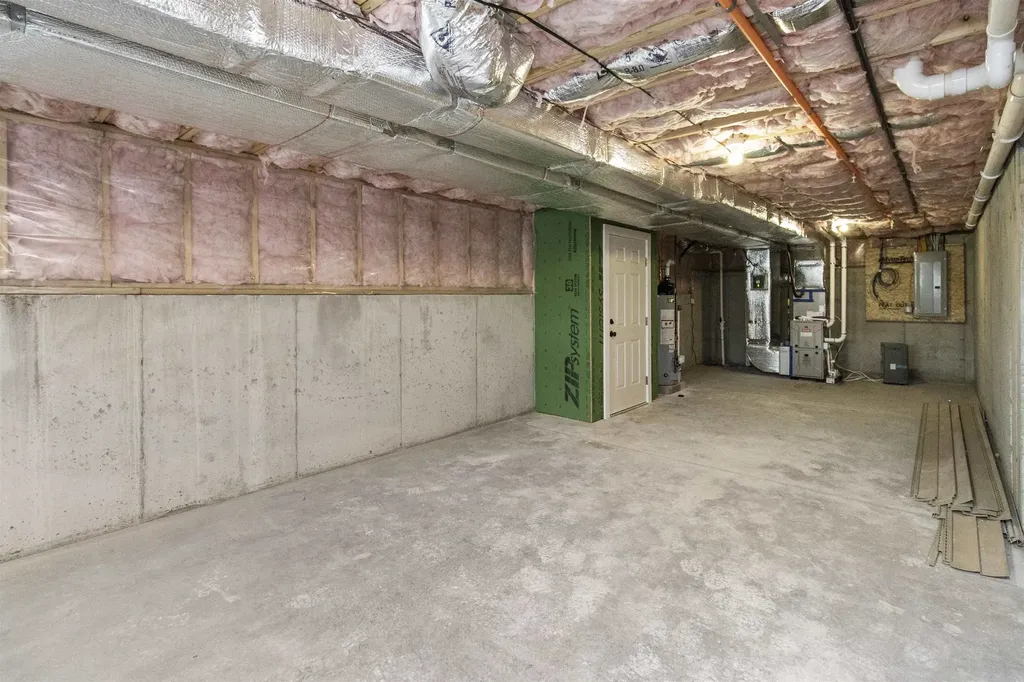 35 The Cliffs At Evergreen, Evergreen Drive Auburn NH 03032