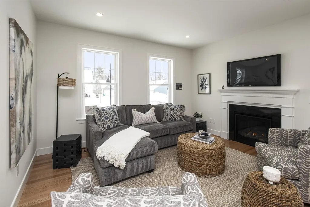 35 The Cliffs At Evergreen, Evergreen Drive Auburn NH 03032