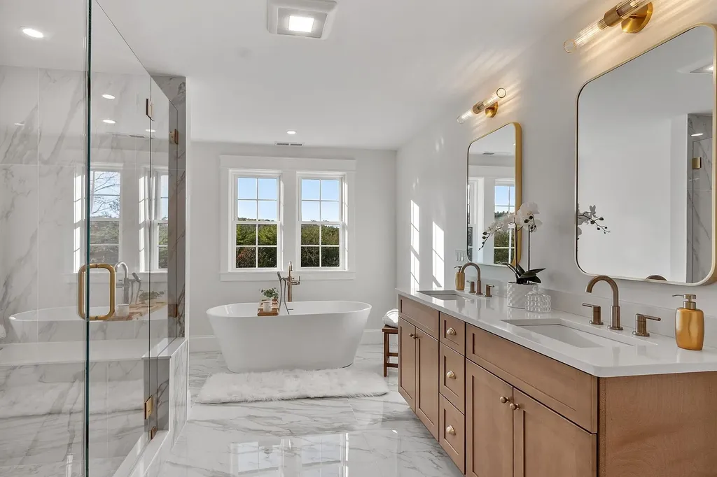 18 Sprague Mill Road Bedford NH 03110