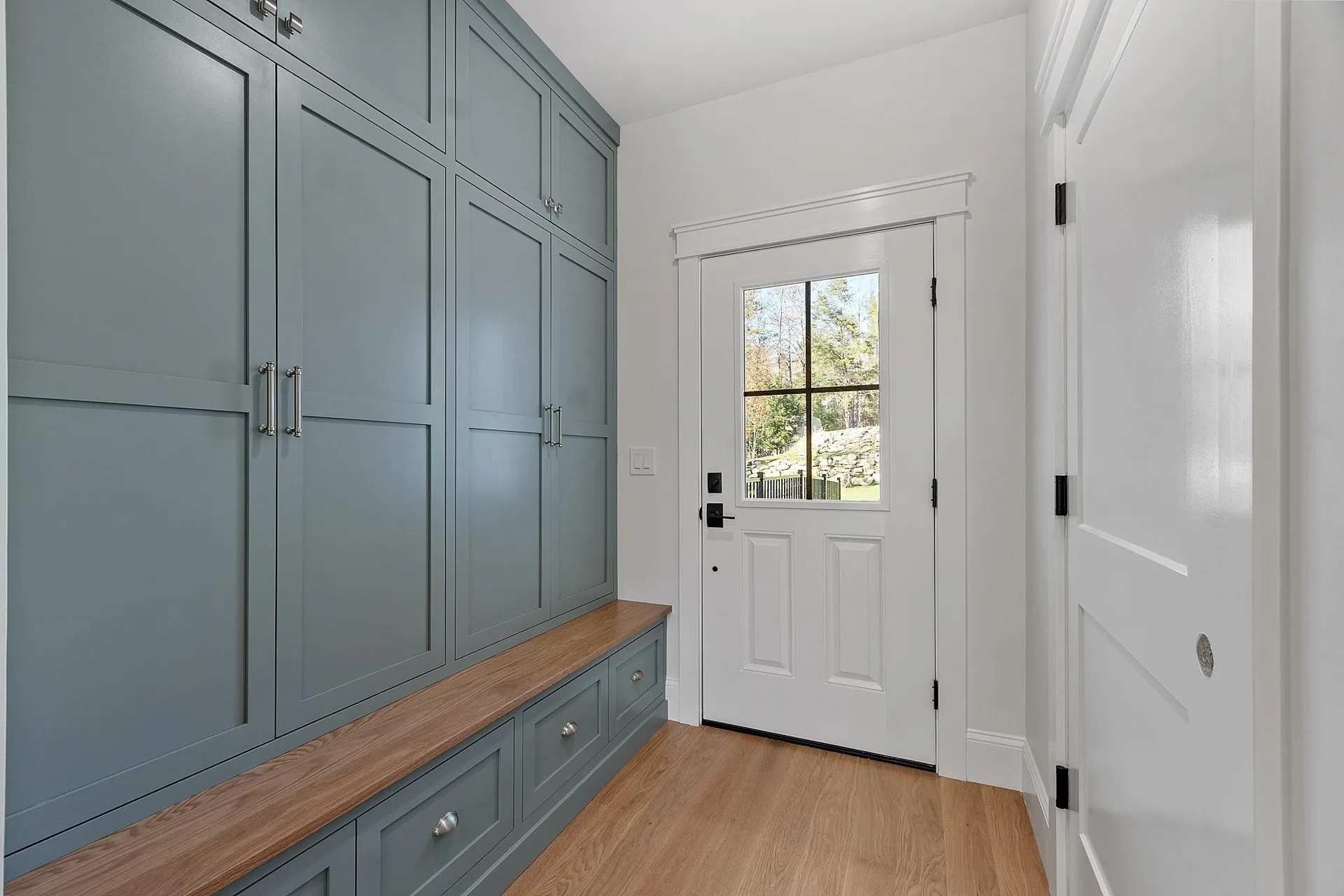 18 Sprague Mill Road Bedford NH 03110