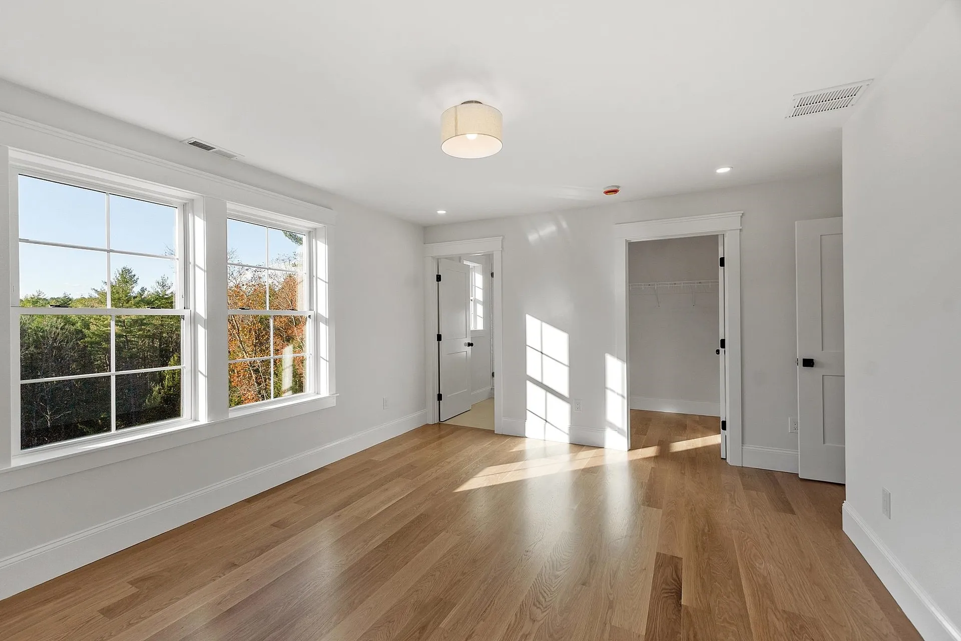 18 Sprague Mill Road Bedford NH 03110