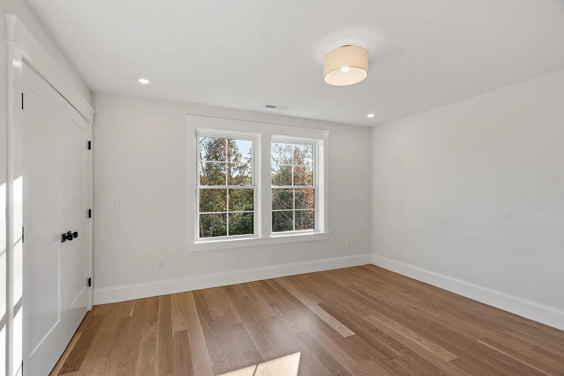 18 Sprague Mill Road Bedford NH 03110