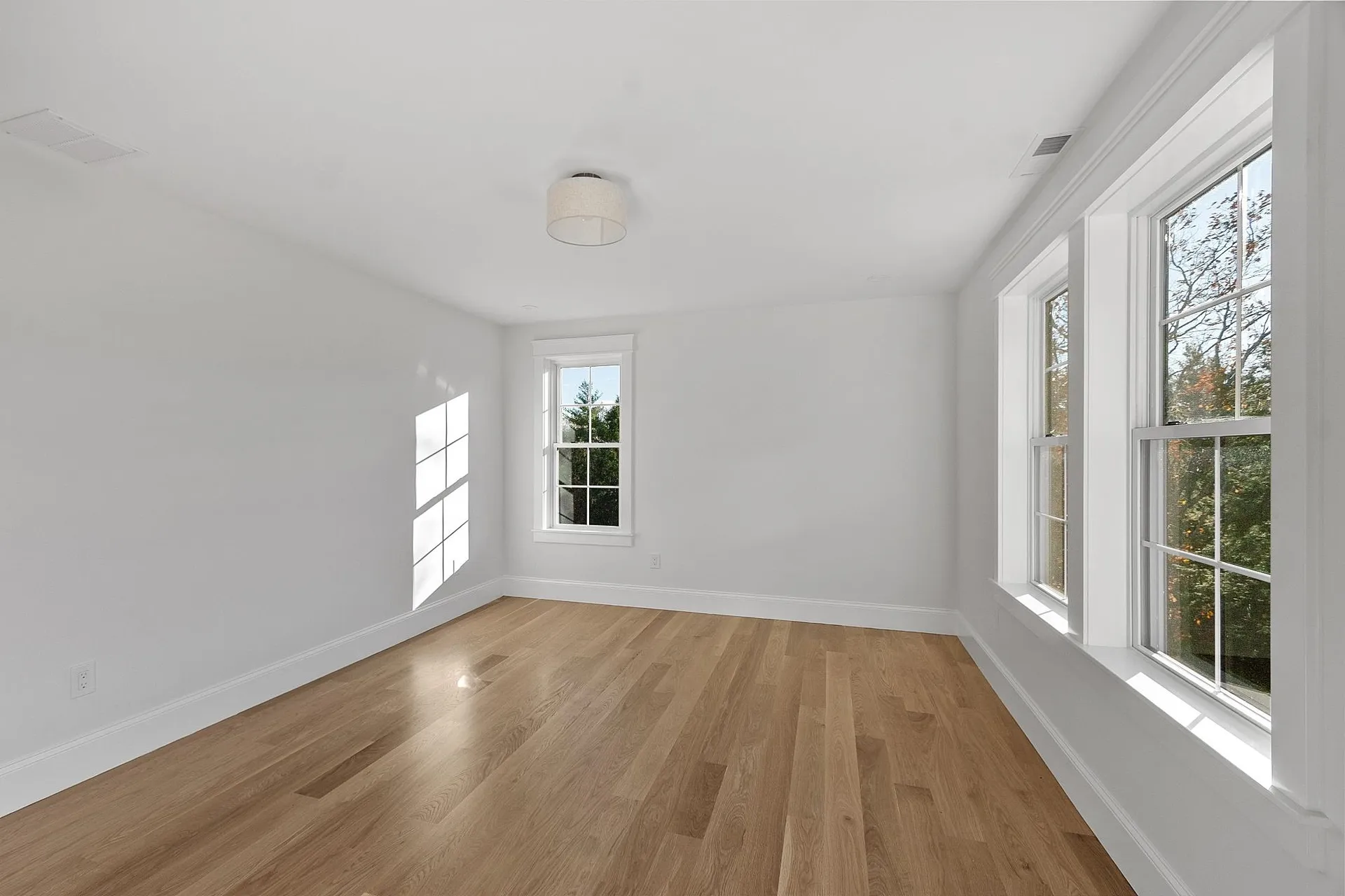 18 Sprague Mill Road Bedford NH 03110