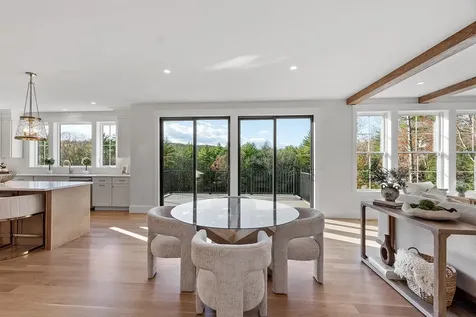 18 Sprague Mill Road Bedford NH 03110