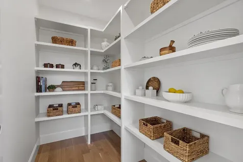 18 Sprague Mill Road Bedford NH 03110