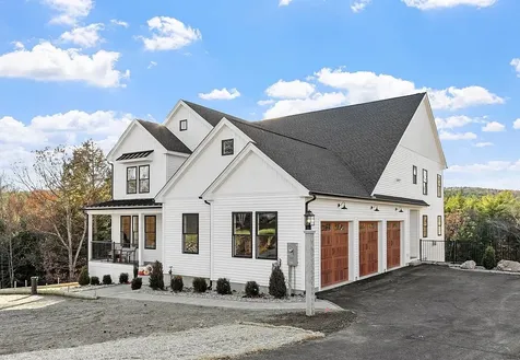 18 Sprague Mill Road Bedford NH 03110