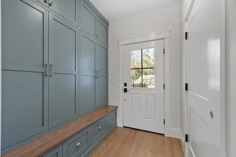 18 Sprague Mill Road Bedford NH 03110