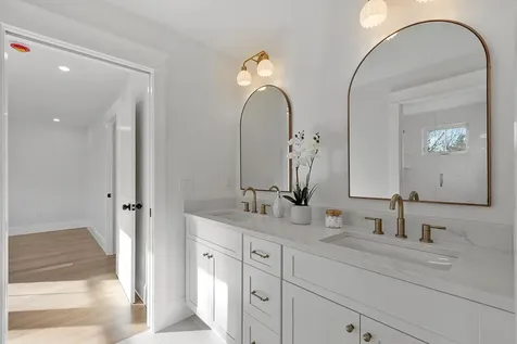 18 Sprague Mill Road Bedford NH 03110