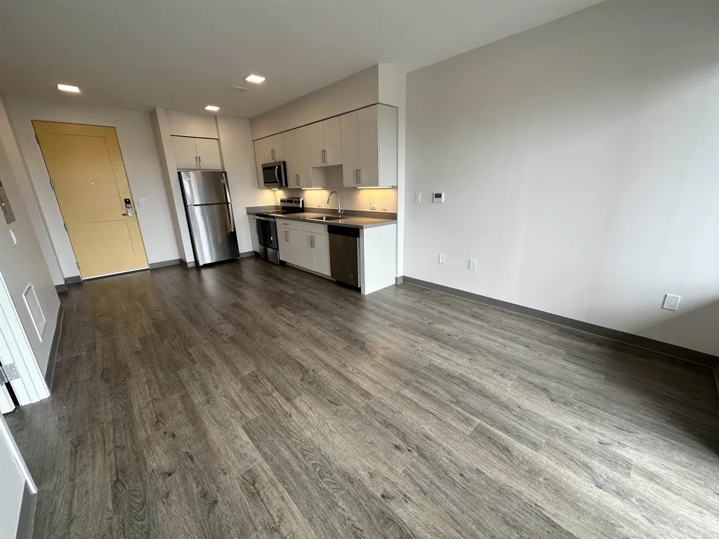 409 Elm Street Manchester NH 03101