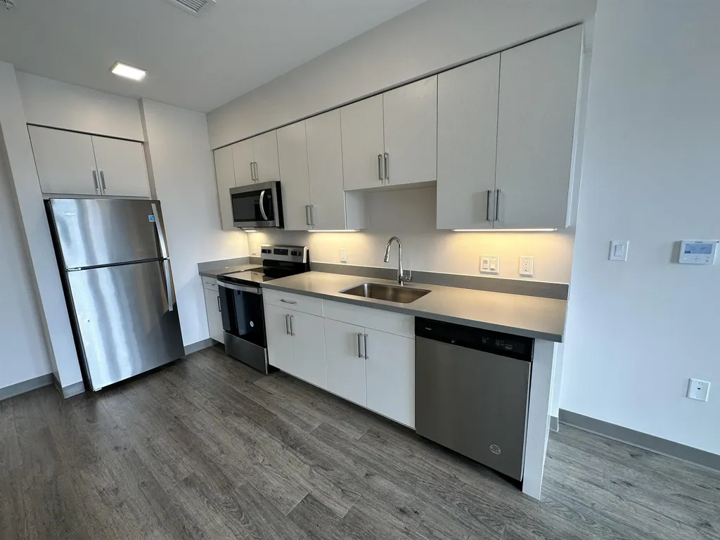 409 Elm Street Manchester NH 03101