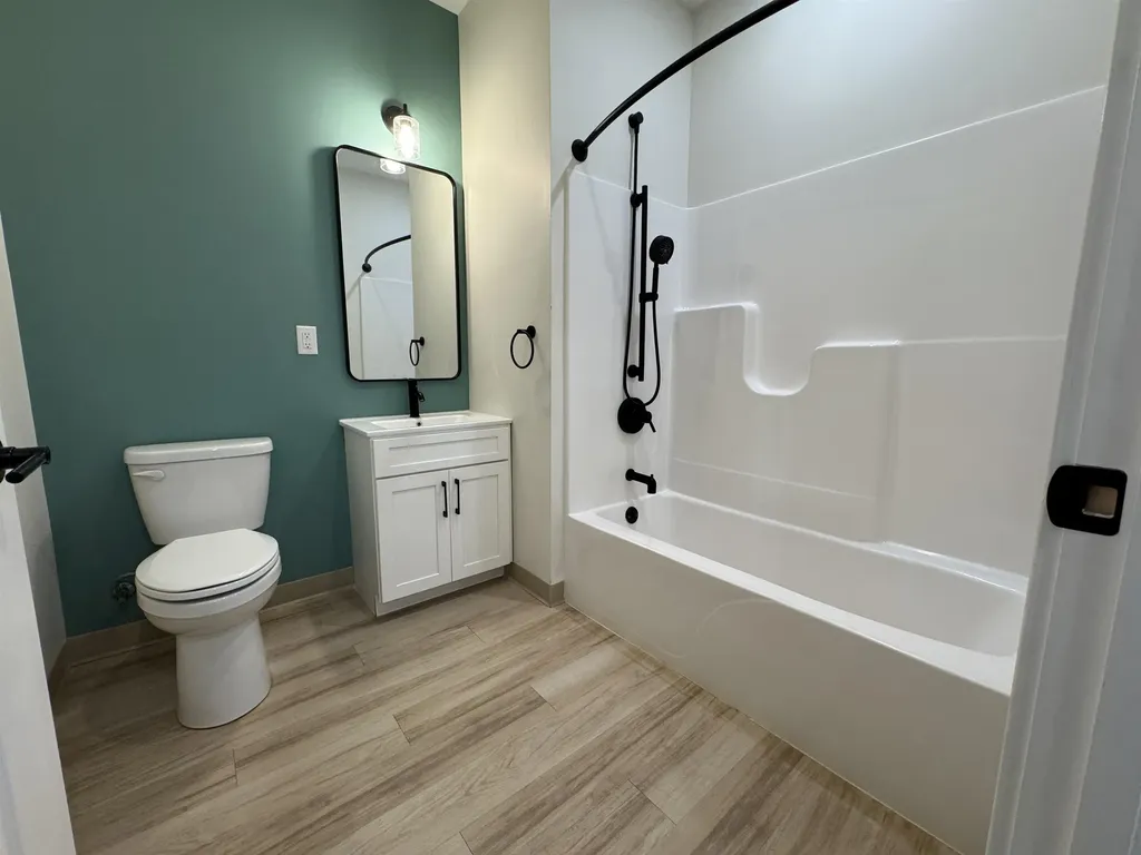 6 Bridge Street Nashua NH 03060