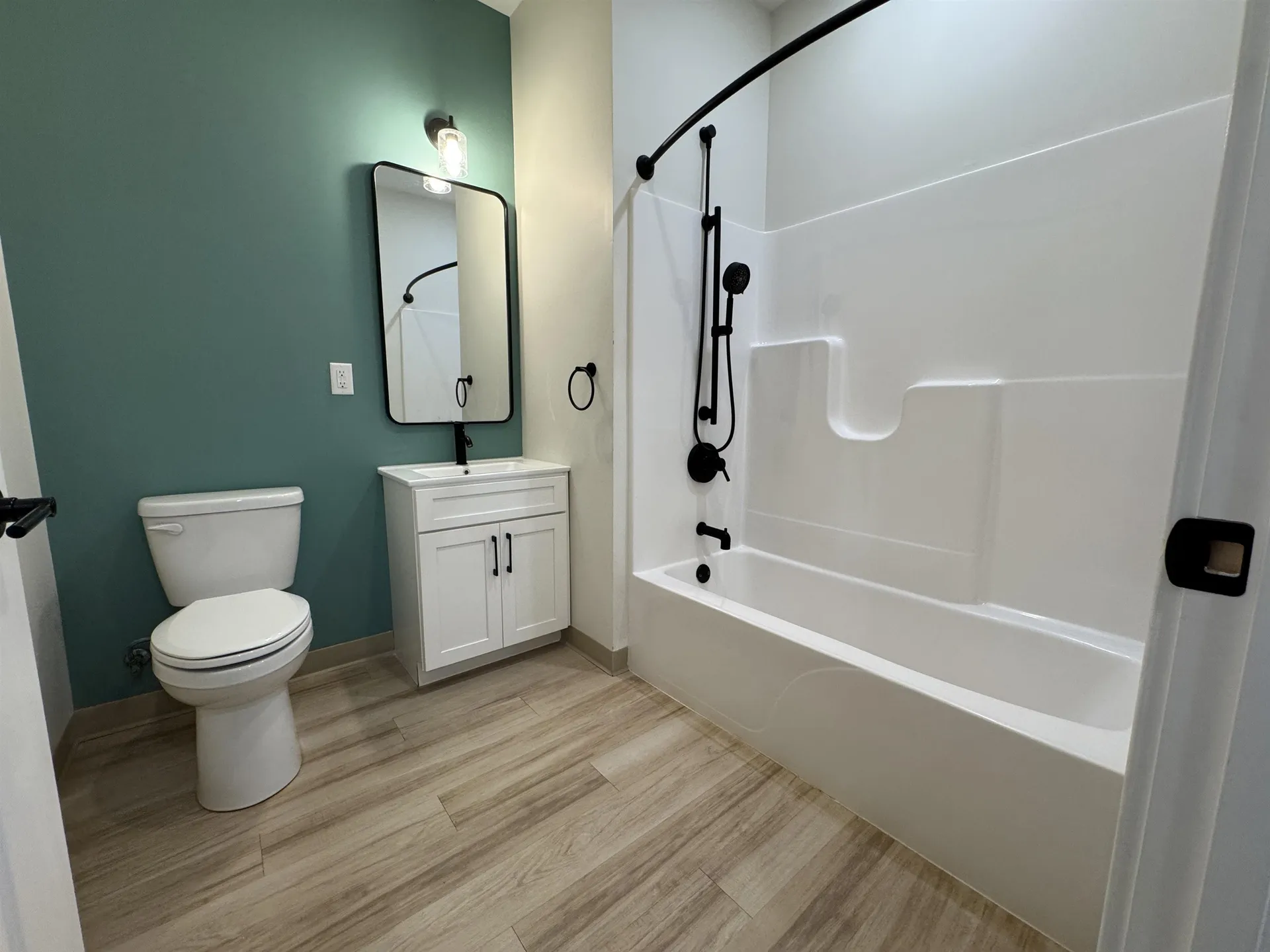 6 Bridge Street Nashua NH 03060