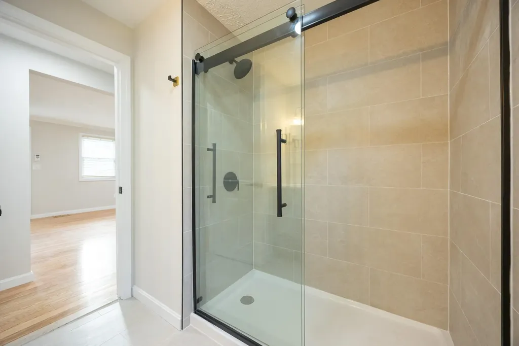 23 Mahogany Drive Nashua NH 03062