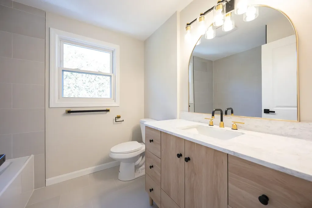 23 Mahogany Drive Nashua NH 03062