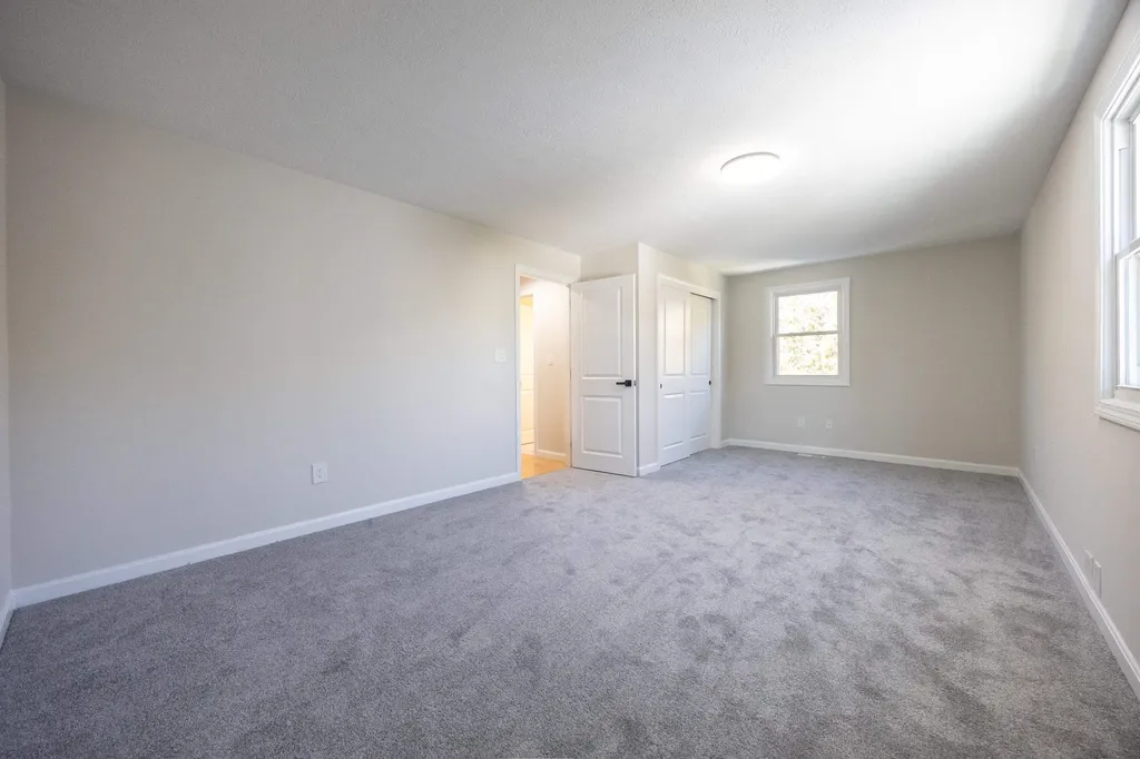 23 Mahogany Drive Nashua NH 03062