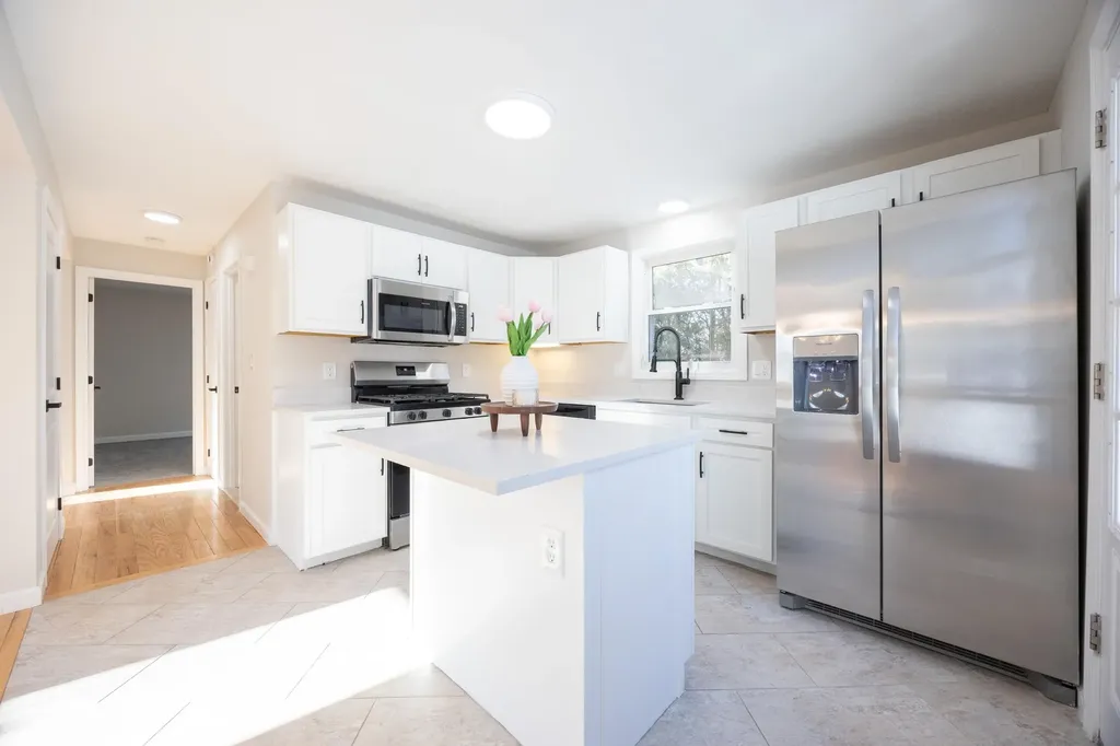 23 Mahogany Drive Nashua NH 03062