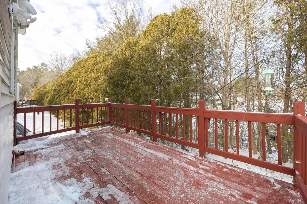 23 Mahogany Drive Nashua NH 03062