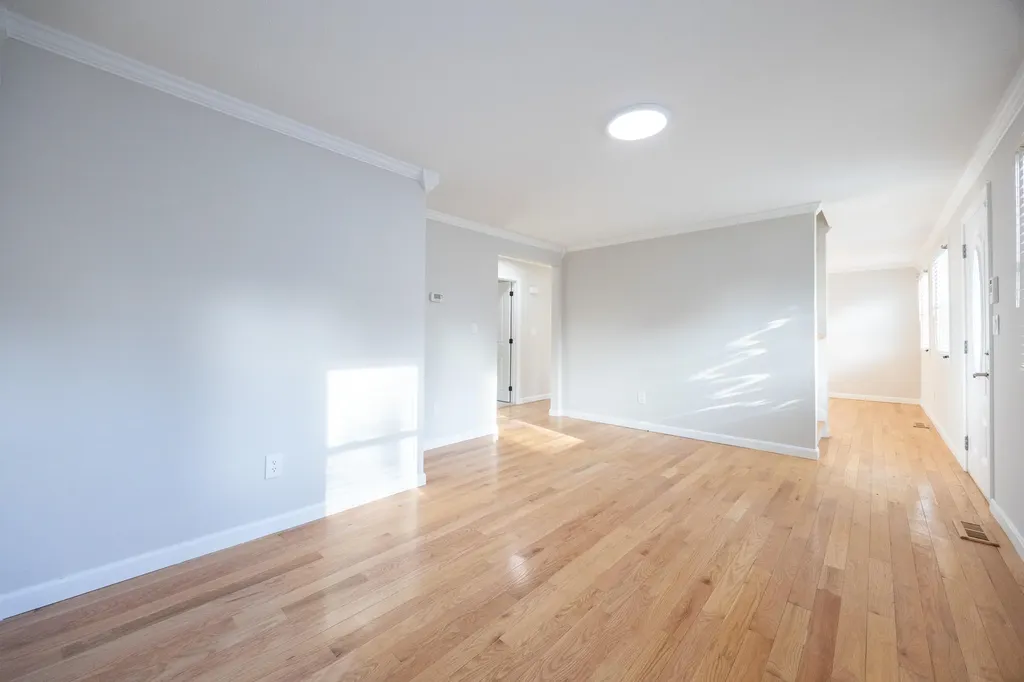 23 Mahogany Drive Nashua NH 03062