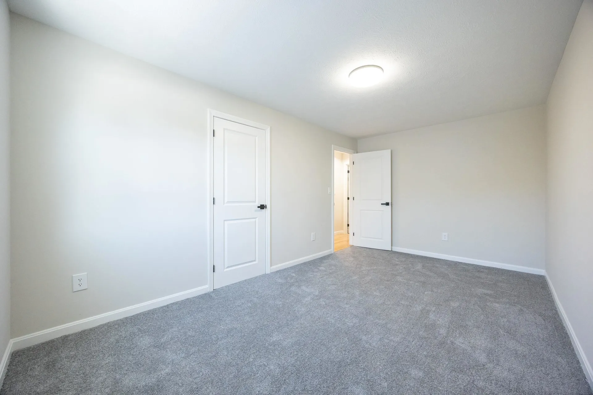 23 Mahogany Drive Nashua NH 03062