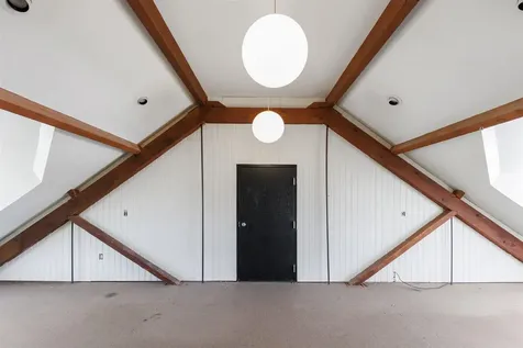 5138 Shelburne Road Shelburne VT 05482