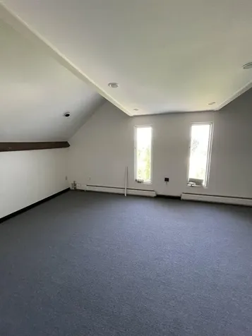 5138 Shelburne Road Shelburne VT 05482