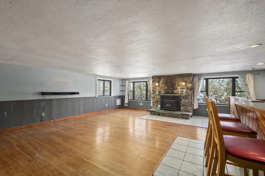 2090 N Littleton Road Littleton NH 03561