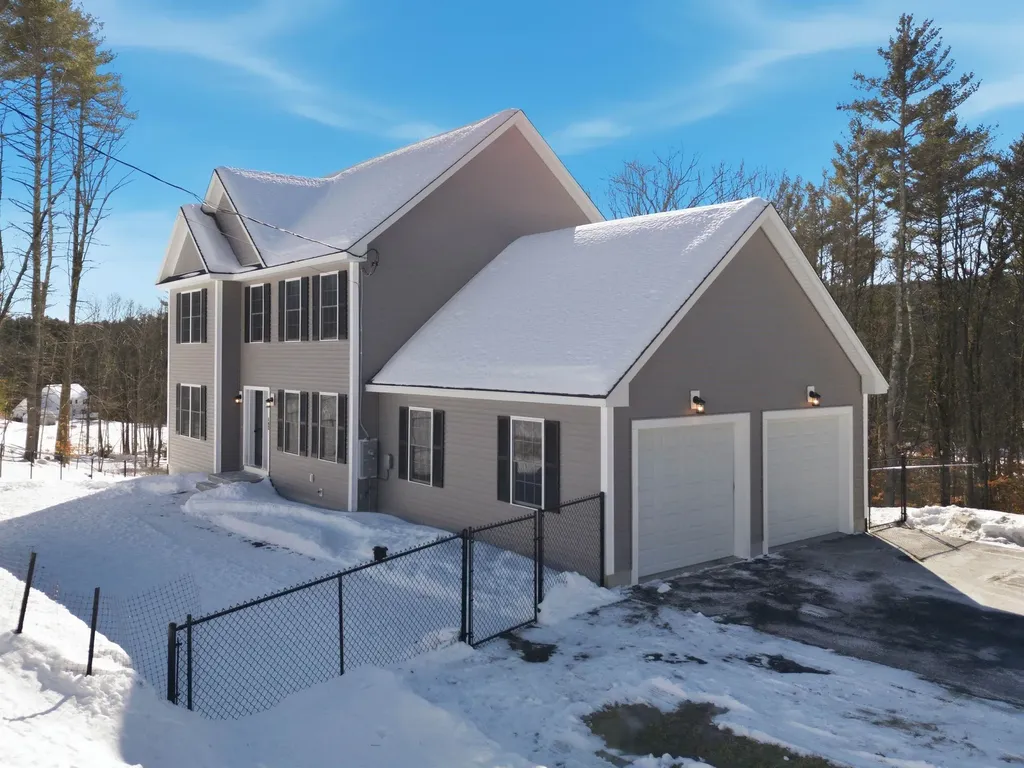 192 Grapevine Road Dunbarton NH 03046