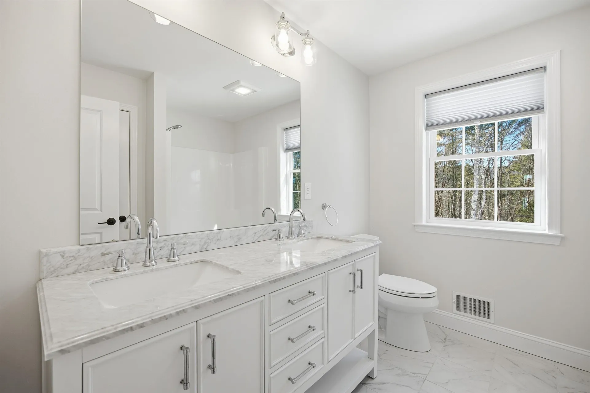192 Grapevine Road Dunbarton NH 03046