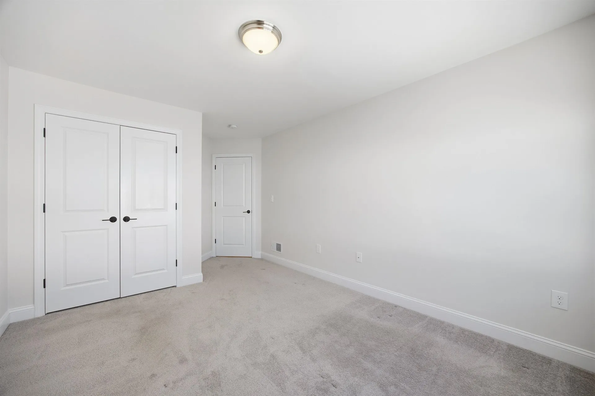 192 Grapevine Road Dunbarton NH 03046