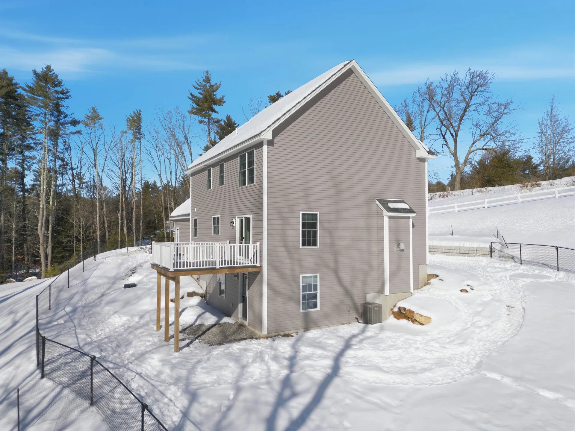 192 Grapevine Road Dunbarton NH 03046