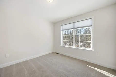 192 Grapevine Road Dunbarton NH 03046