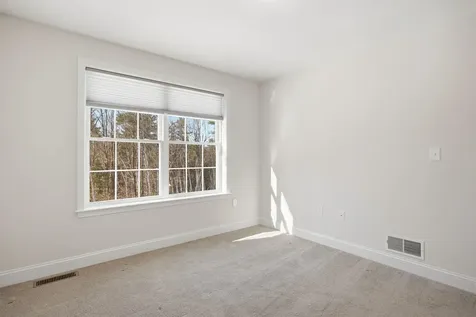 192 Grapevine Road Dunbarton NH 03046