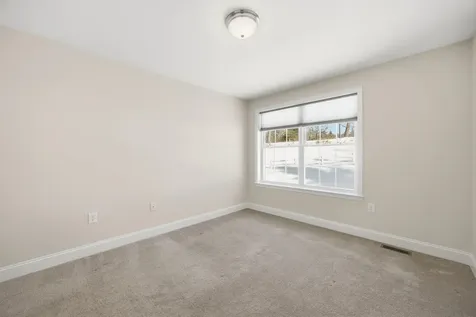 192 Grapevine Road Dunbarton NH 03046