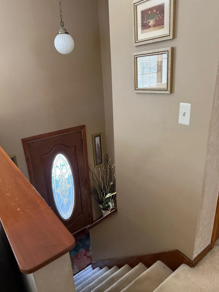 318 Oak Knoll Road Williston VT 05495