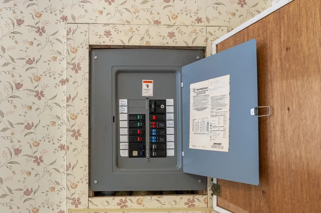 82 Camp Brook Road Alstead NH 03602