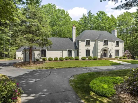 27 Nathan Lord Road Amherst NH 03031