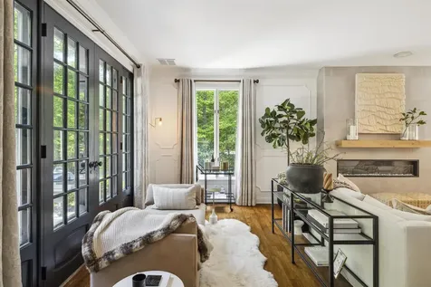 27 Nathan Lord Road Amherst NH 03031