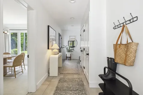 27 Nathan Lord Road Amherst NH 03031