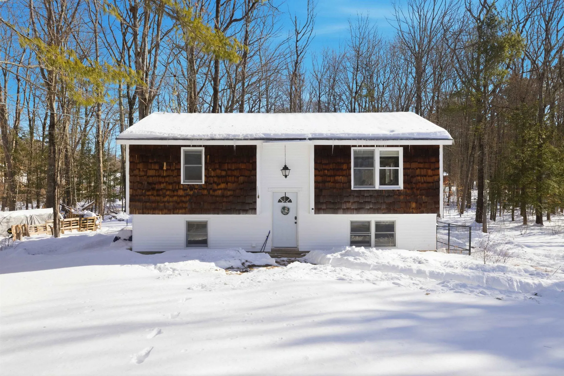 10 Woodlawn Avenue Northfield NH 03276