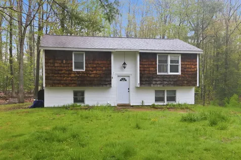 10 Woodlawn Avenue Northfield NH 03276