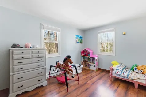 10 Woodlawn Avenue Northfield NH 03276