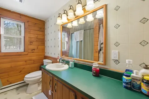 10 Woodlawn Avenue Northfield NH 03276