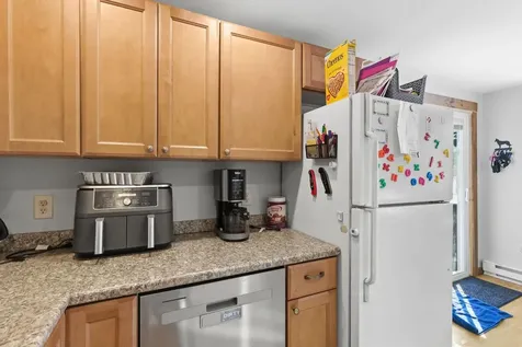 10 Woodlawn Avenue Northfield NH 03276