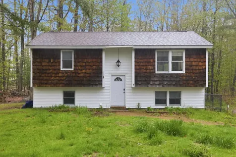 10 Woodlawn Avenue Northfield NH 03276