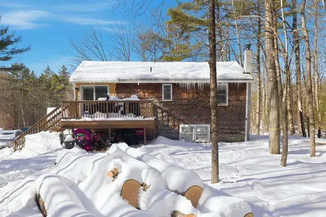 10 Woodlawn Avenue Northfield NH 03276