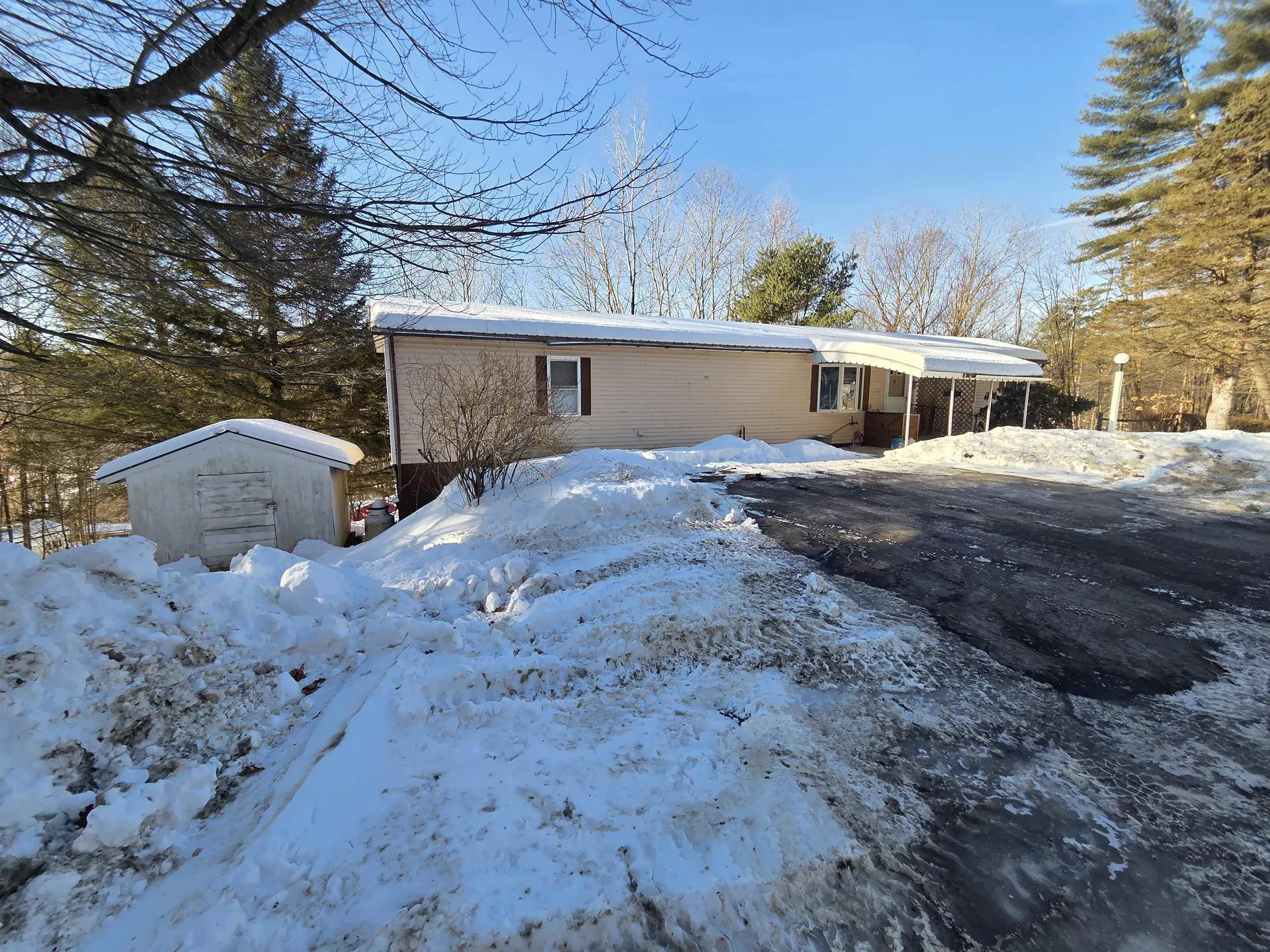 26 Lynwood Drive Brattleboro VT 05301