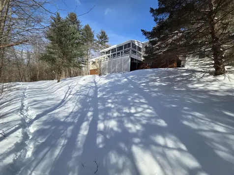 26 Lynwood Drive Brattleboro VT 05301