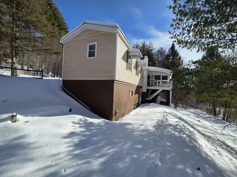 26 Lynwood Drive Brattleboro VT 05301
